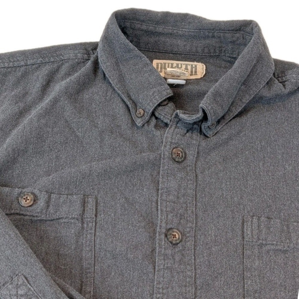 Duluth Trading Co. Flannel Shirt XL Gray Button Down Relaxed Fit Pockets Cotton
